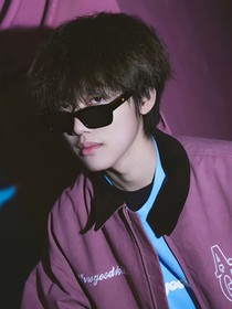 黄垚钦：跟紧我好吗