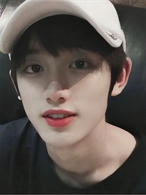 丁程鑫：我的奶狗弟弟