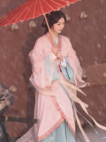折腰：美人慣會(huì)蠱惑人心