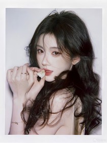 KPL：她如挽月