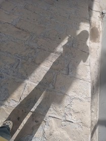 你出现在我眼前