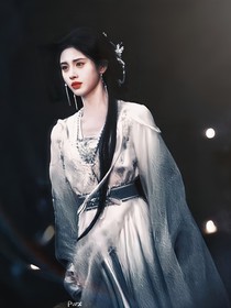 临江仙：别来春半
