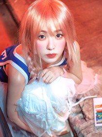 综特摄：她随心所欲