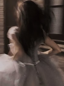 沉渊月