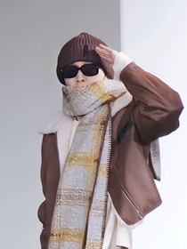 张艺兴：爸爸回来了