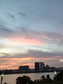 作品名称真难起