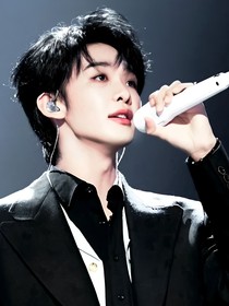 王赫野：今天也努力勾引姐姐