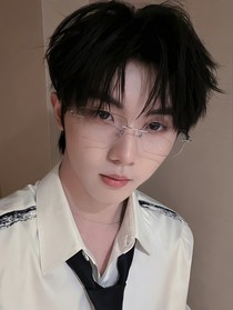 马嘉祺：我对偏执哥哥硬上弓