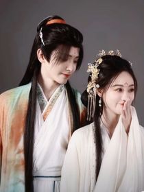 綜：女配她手拿He劇本