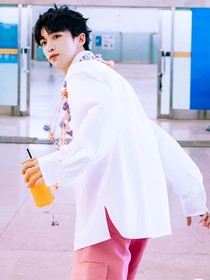 黄子弘凡：玫瑰花的葬礼