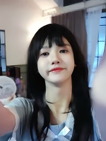 某天醒來變成女孩
