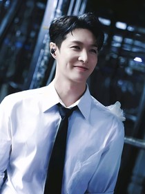 张艺兴：兴壳锁
