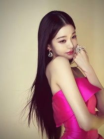 Y水打濕黑裙紗