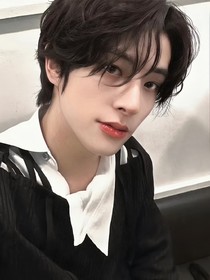 ENHYPEN：苦澀眼尾