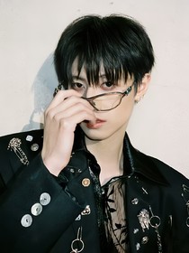 讨厌喜欢严渝柿