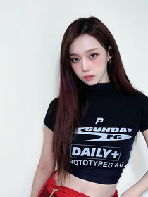 王炸：撈錢百億后我成了團寵