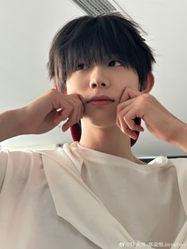 all哼：什么？我尽然穿书了！？