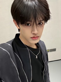TF三代：成为姐姐的小狗