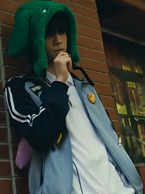 玫瑰藏于这盛夏