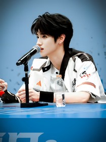 TOP：奶糖救贖