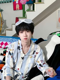 杨博文（慢慢的暗恋你）