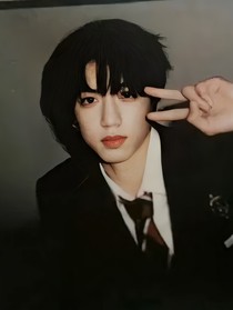 张桂源：犬齿