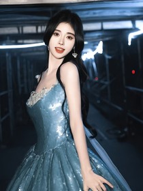 全明星：她惊艳绝伦