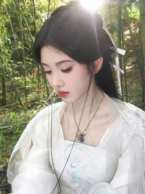 白月梵星：女主她无情道优秀毕业生