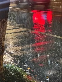 雨停在三點(diǎn)零七分