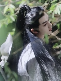 TNT：皇太女她美艳无双，七夫跪求宠幸