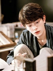 月光变奏曲：作者狐狸与编辑小猫