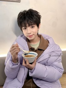 王橹杰，你受过的苦太多了