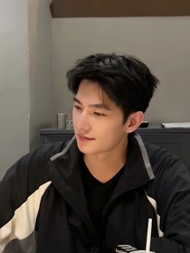 楊洋寫真集