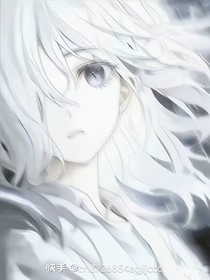 名柯……她是誰……