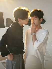 栩你渝生：一见钟情后，榜一追成恋爱脑