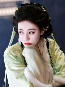 獻(xiàn)魚：瘋批師祖別刀我