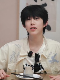 奕只哼哼……