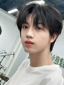张桂源：看看我好吗