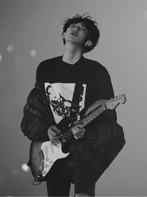 （EXO）黑色的星星