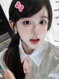 我靠美貌鎮(zhèn)守天下