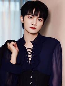 周深：待她笑顏如花