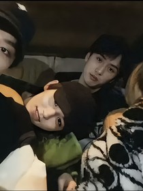 翔霖文軒：閨蜜組逆天改命