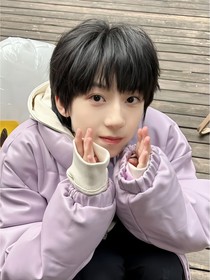 把愛分一點給她