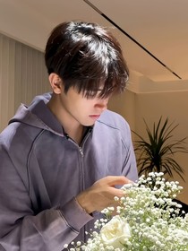 陳飛宇可以的話牽住我的手