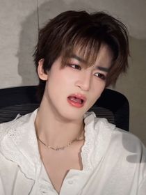 左鄧：小媽？呵！