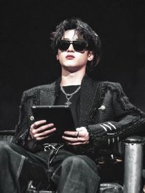 TNT：陰濕男鬼們