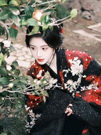 少白：嘴毒小魔女