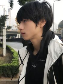 純情男高火辣辣