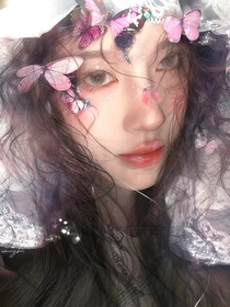 墨雨云間：招惹錯(cuò)了攻略對(duì)象