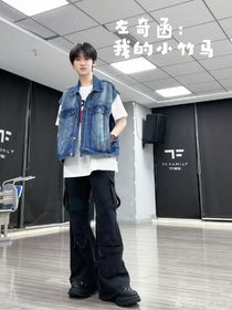 左奇函：我的小竹馬